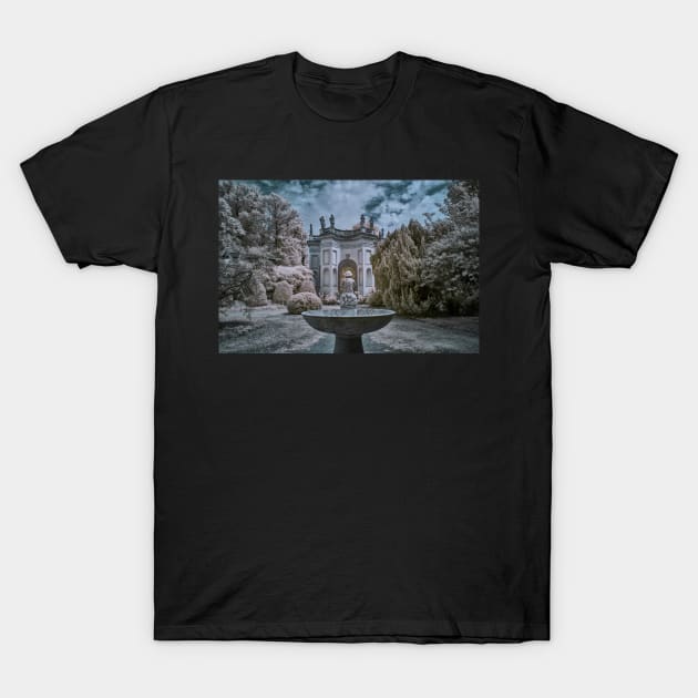 Villa Pisani, Stra T-Shirt by mbangert